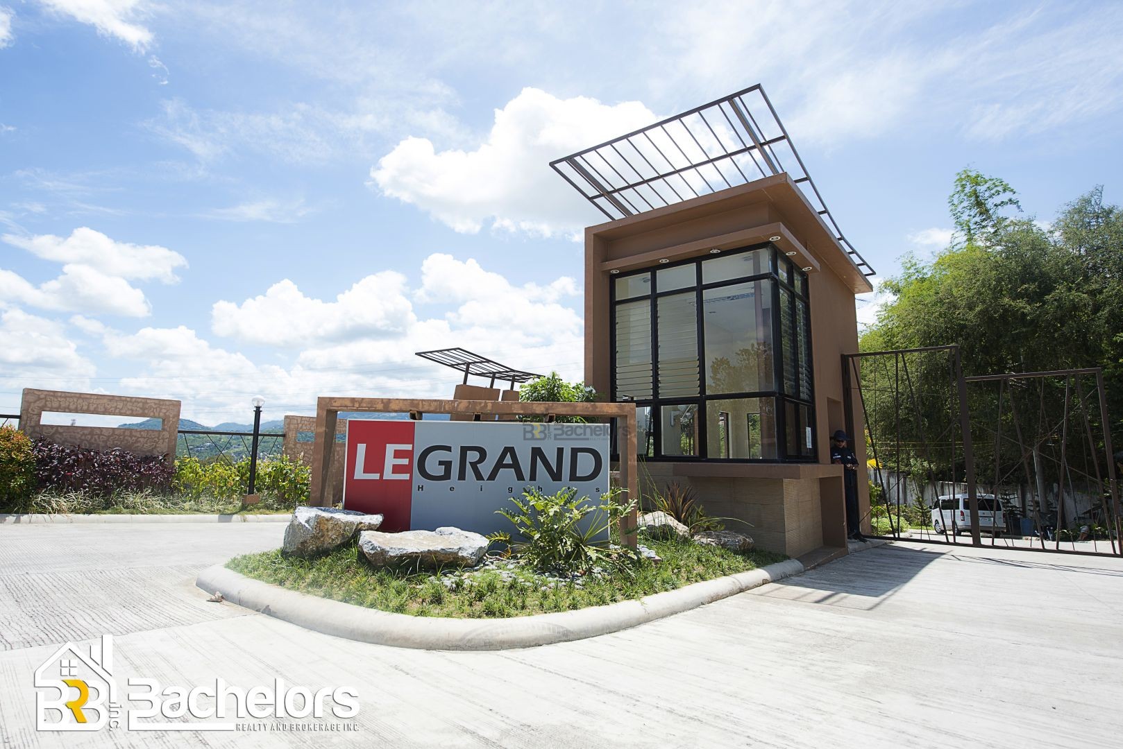 Florencio Regulacion Legrand Heights Lilly 2 Storey Duplex