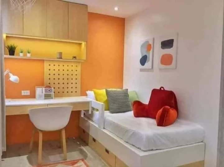 Philips Ferdinand Saavedra | Jubilation Enclave North | Penthouse Inner ...